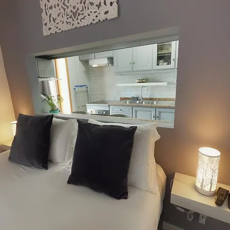 Nine Senses Pensión 3*