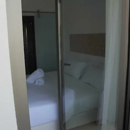 Nine Senses Pensión