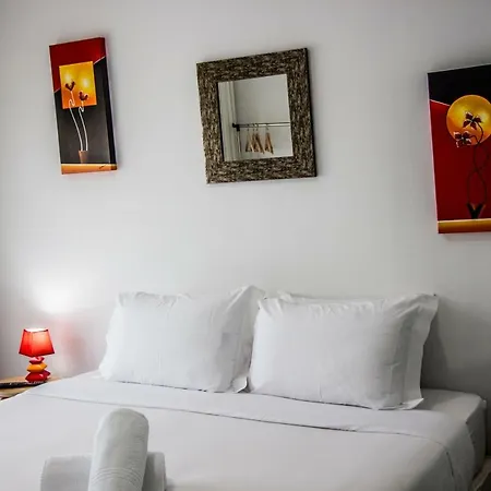 Nine Senses Pensión