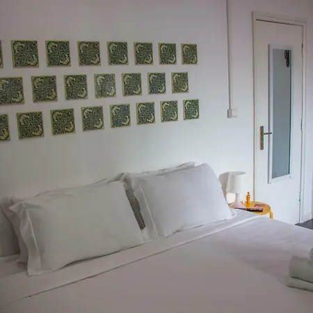 Pensión Nine Senses