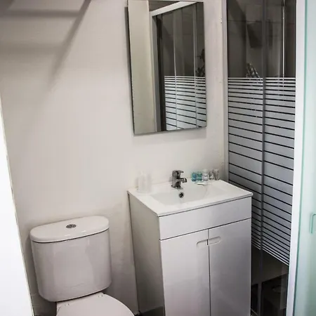 Pensión Nine Senses